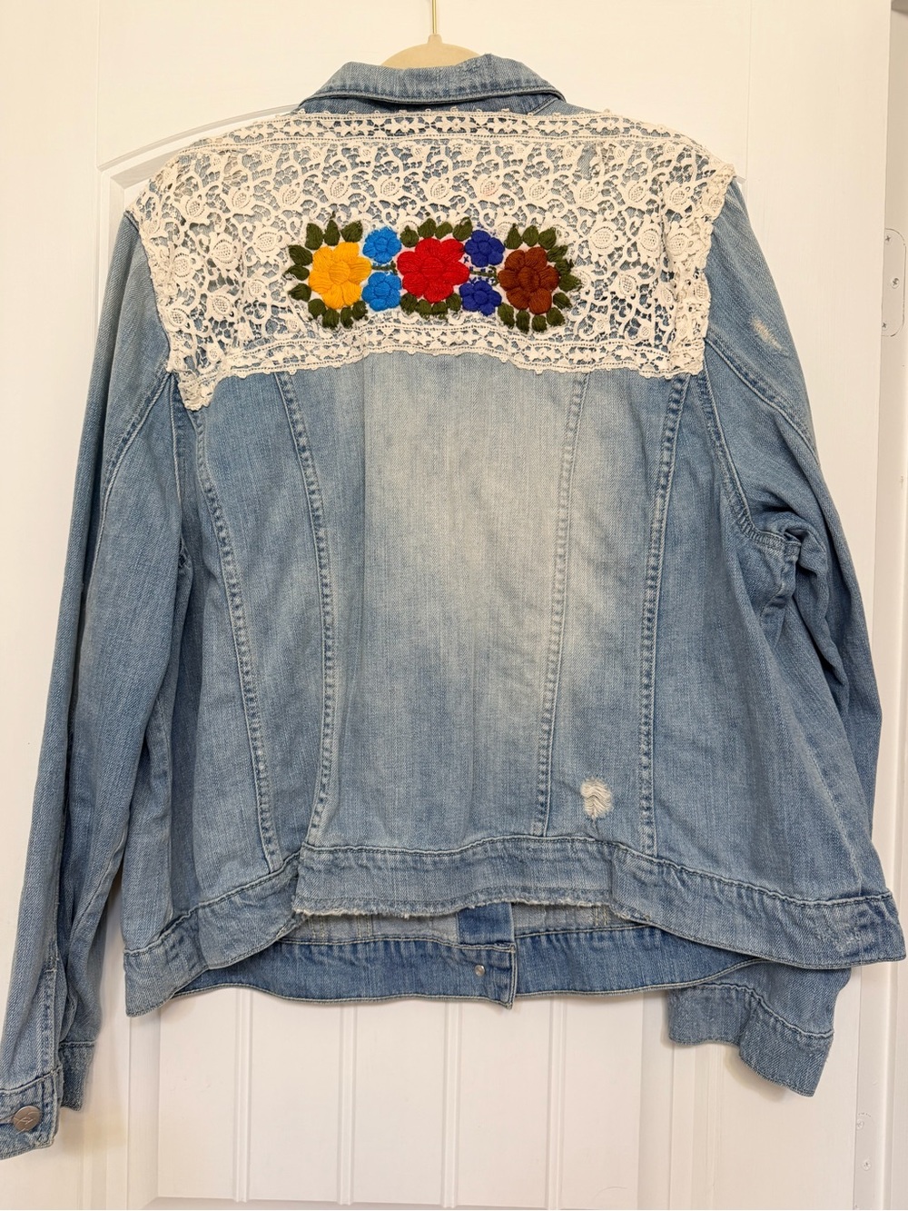 Jessica Simpson Light Blue Denim Shirt Jacket - Picture 3 of 4